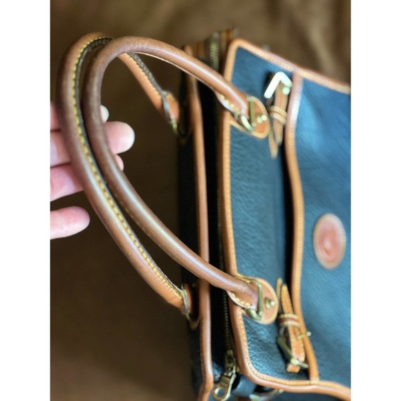 Vintage Dooney & Bourke Tan & Black Pebble Leather Bag/purse - Picture 12 of 17